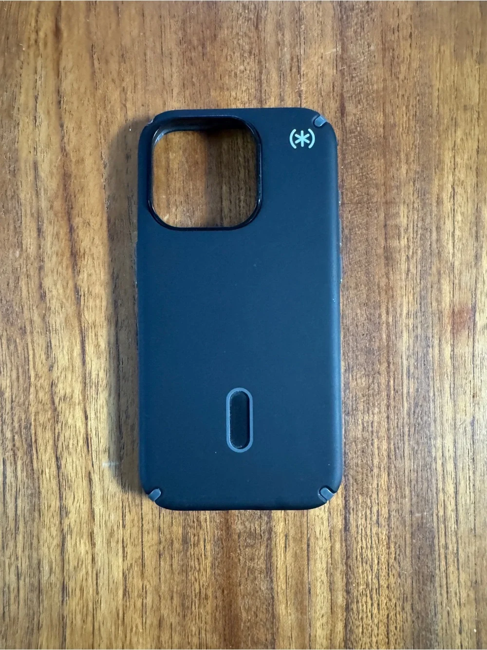 Speck Presidio2 Pro MagSafe Compatible Case for iPhone 15pro 6.1
